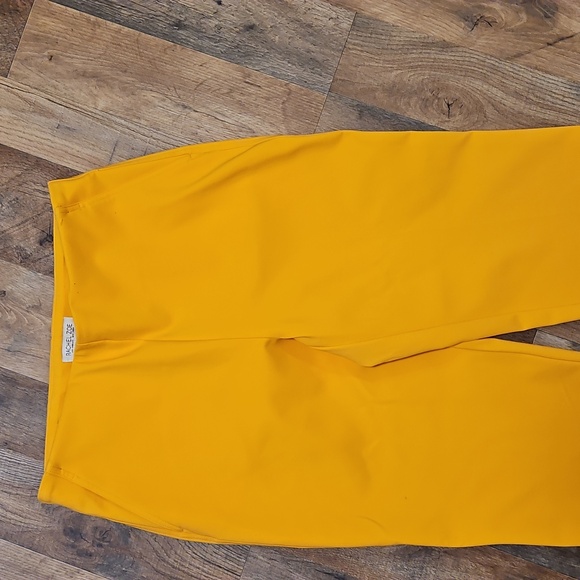 👖Rachel Zoe Mustard Gold Ankle Pants - Picture 3 of 9